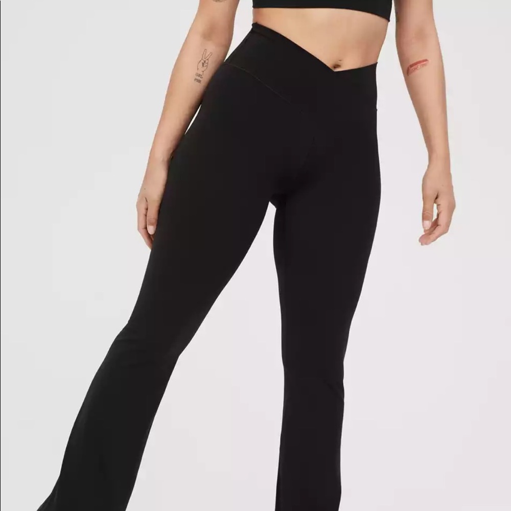 Aerie offline leggings crossover